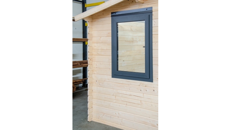 Abri de jardin en bois - 5x3 m + terrasse avec balustrade et avant-toit en bois - 25 m2